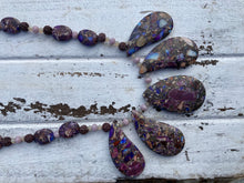 Load image into Gallery viewer, Purple Raindrop Necklace
