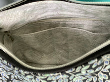 Load image into Gallery viewer, Silver Vine Handbag
